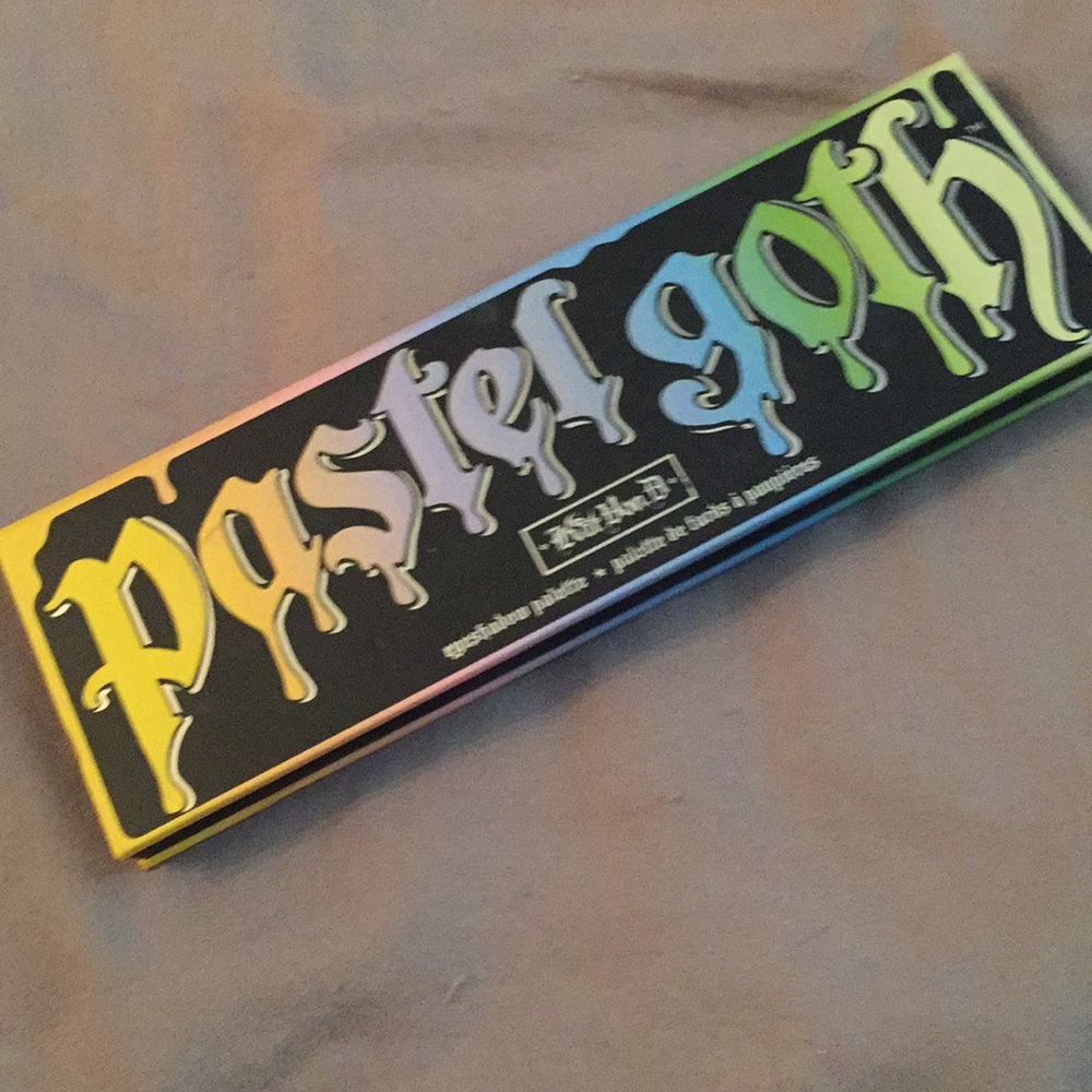 Kat Von D Pastel Goth palette! Brand new! 🌺🌺🌺